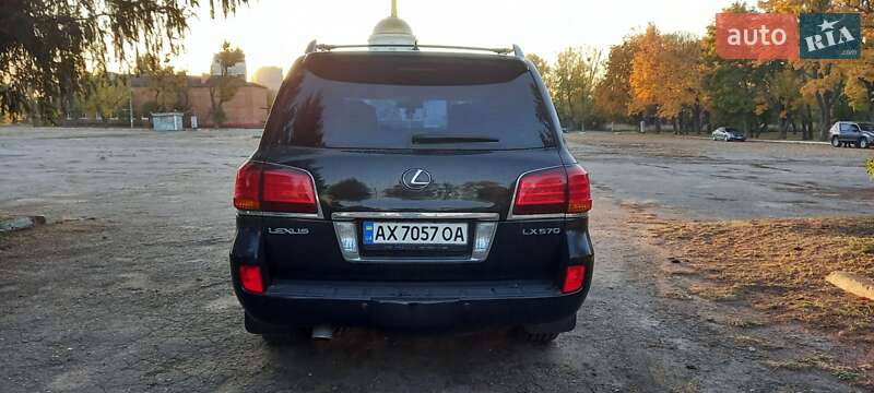 Позашляховик / Кросовер Lexus LX 2008 в Харкові