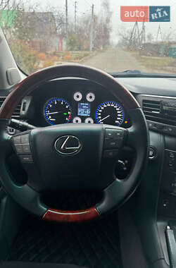 Внедорожник / Кроссовер Lexus LX 2008 в 