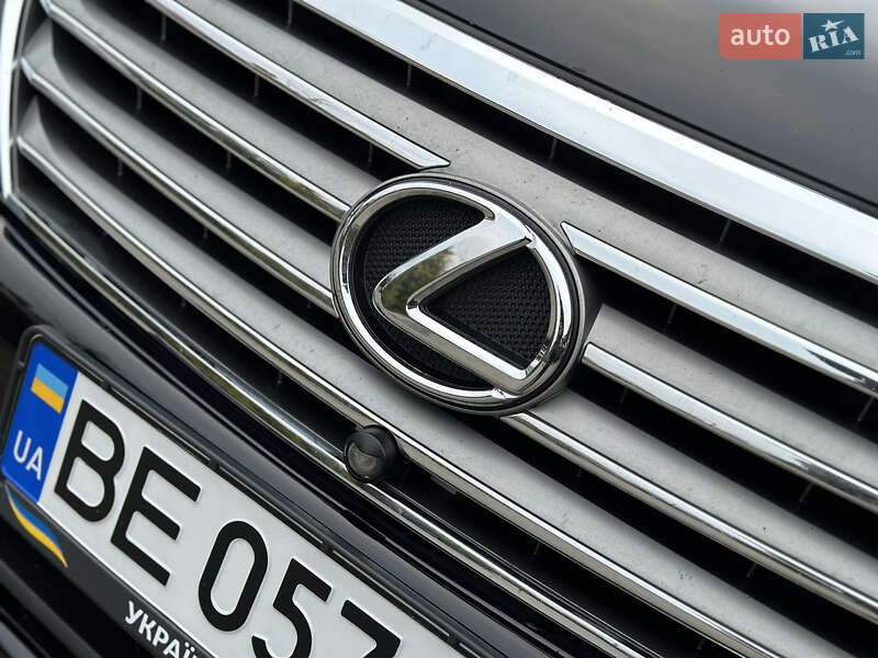 Внедорожник / Кроссовер Lexus LX 2011 в Одессе