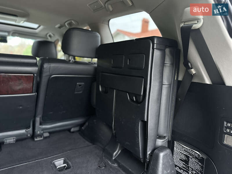 Внедорожник / Кроссовер Lexus LX 2011 в Одессе