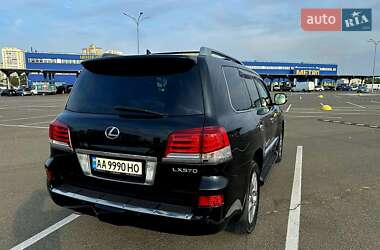 Внедорожник / Кроссовер Lexus LX 2012 в 