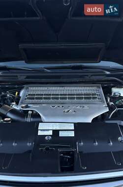 Внедорожник / Кроссовер Lexus LX 2017 в 