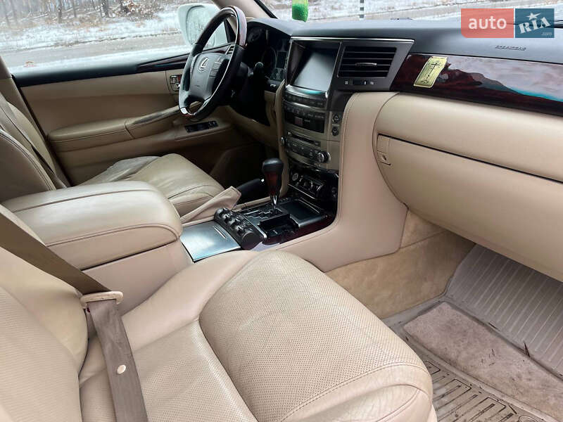 Позашляховик / Кросовер Lexus LX 2011 в Харкові