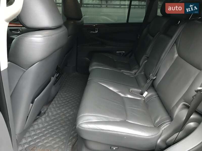Внедорожник / Кроссовер Lexus LX 2008 в Днепре фото 11 Внедорожник / Кроссовер Lexus LX 2008 в Днепре