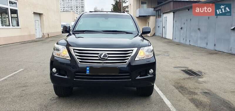 Позашляховик / Кросовер Lexus LX 2010 в Києві