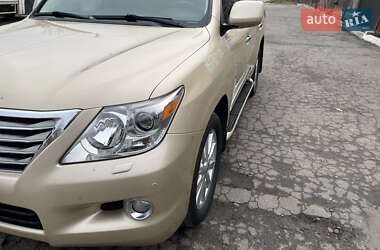 Внедорожник / Кроссовер Lexus LX 2008 в 
