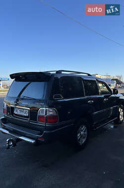 Внедорожник / Кроссовер Lexus LX 1999 в 