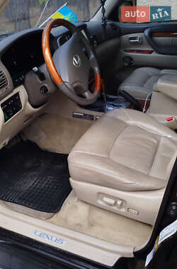 Позашляховик / Кросовер Lexus LX 2003 в 