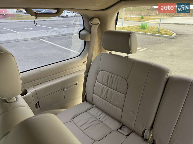 Позашляховик / Кросовер Lexus LX 2005 в Вінниці