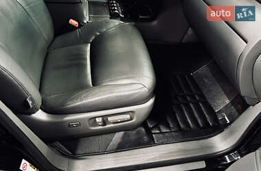 Позашляховик / Кросовер Lexus LX 2008 в 