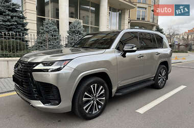 Внедорожник / Кроссовер Lexus LX 2022 в Киеве