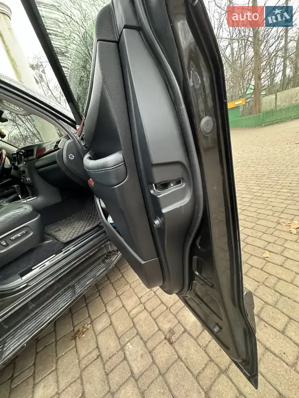 Lexus LX 2013 VIN JTJHY00W104116765 фото оголошення 24 з 64