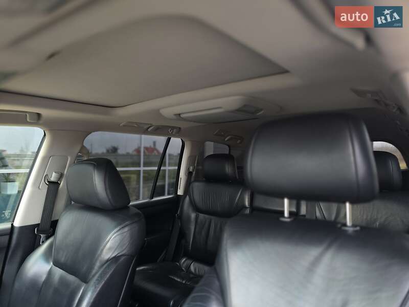 Позашляховик / Кросовер Lexus LX 2010 в Рівному