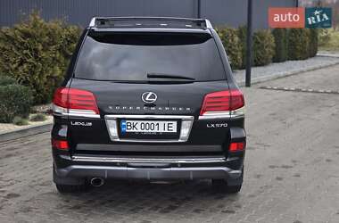 Позашляховик / Кросовер Lexus LX 2010 в Рівному