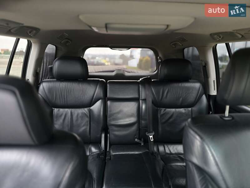 Позашляховик / Кросовер Lexus LX 2010 в Рівному