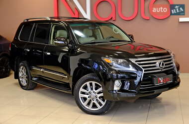 Внедорожник / Кроссовер Lexus LX 2013 в 
