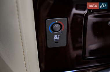 Внедорожник / Кроссовер Lexus LX 2013 в 