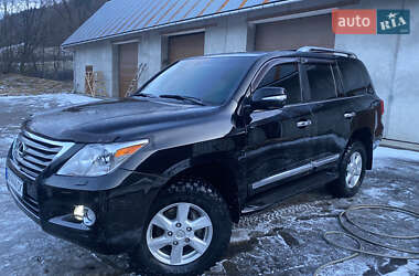 Позашляховик / Кросовер Lexus LX 2008 в Тячеві