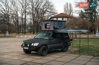 Позашляховик / Кросовер Lexus LX 2007 в 