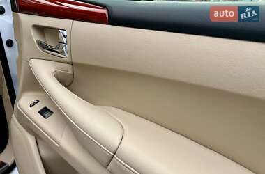 Внедорожник / Кроссовер Lexus LX 2010 в 
