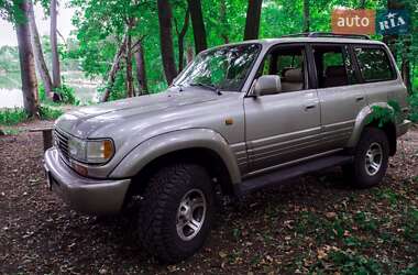 Внедорожник / Кроссовер Lexus LX 1996 в 