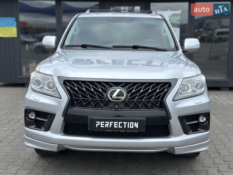Позашляховик / Кросовер Lexus LX 2008 в Чернівцях