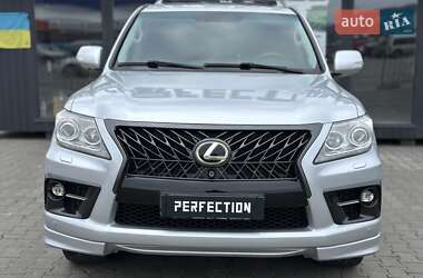 Внедорожник / Кроссовер Lexus LX 2008 в Черновцах