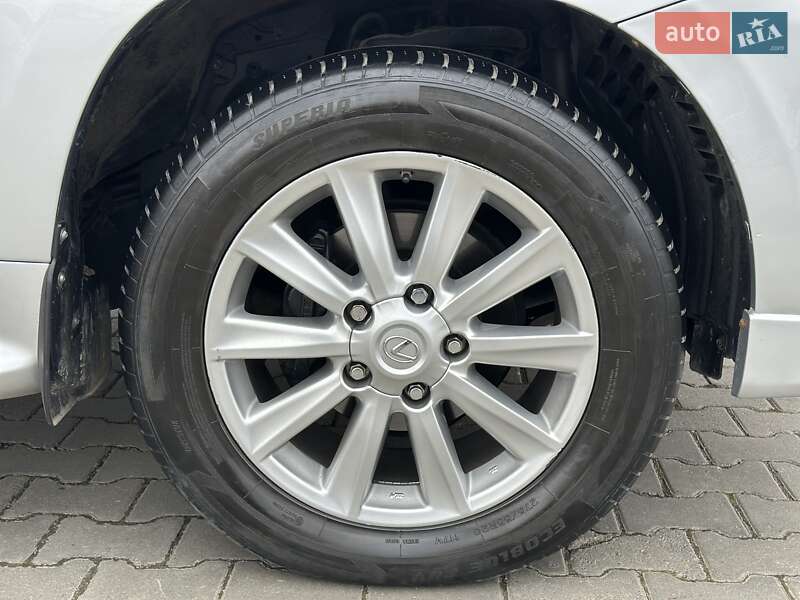 Позашляховик / Кросовер Lexus LX 2008 в Чернівцях