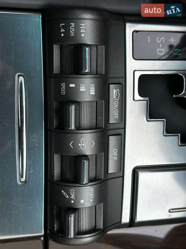 Позашляховик / Кросовер Lexus LX 2008 в Чернівцях