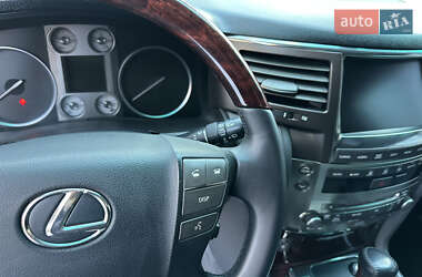 Внедорожник / Кроссовер Lexus LX 2008 в Киеве