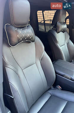 Внедорожник / Кроссовер Lexus LX 2022 в 