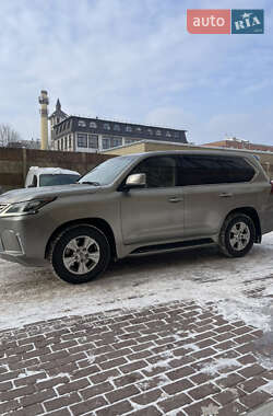 Внедорожник / Кроссовер Lexus LX 2016 в 