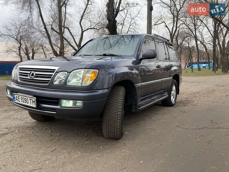 Позашляховик / Кросовер Lexus LX 2004 в Кривому Розі