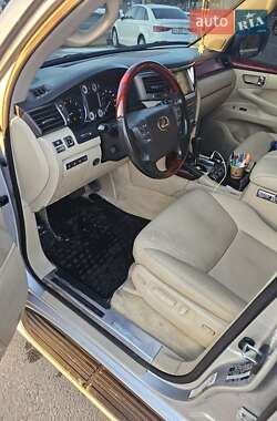 Внедорожник / Кроссовер Lexus LX 2008 в 