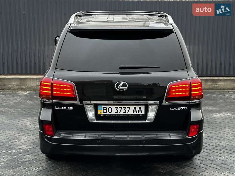 Внедорожник / Кроссовер Lexus LX 2011 в Тернополе