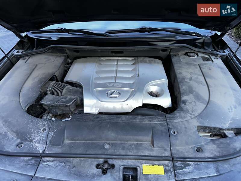 Внедорожник / Кроссовер Lexus LX 2011 в Тернополе