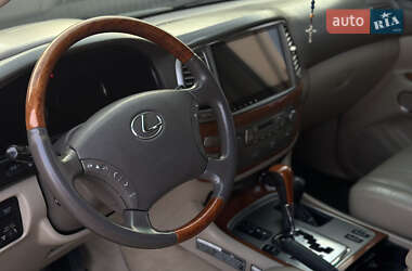 Позашляховик / Кросовер Lexus LX 2003 в 