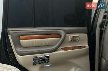 Позашляховик / Кросовер Lexus LX 2003 в 