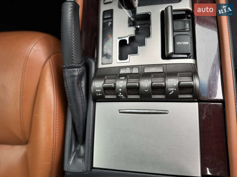 Внедорожник / Кроссовер Lexus LX 2012 в Житомире фото 31 Внедорожник / Кроссовер Lexus LX 2012 в Житомире