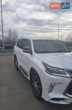 Внедорожник / Кроссовер Lexus LX 2019 в 