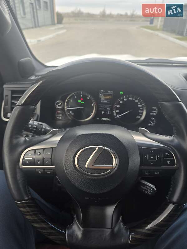 Внедорожник / Кроссовер Lexus LX 2019 в Днепре