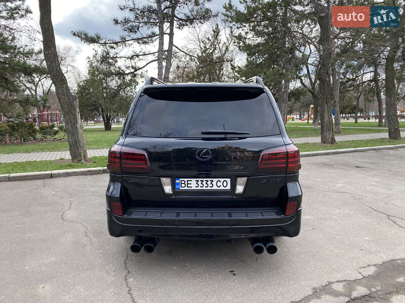 Позашляховик / Кросовер Lexus LX 2009 в Миколаєві