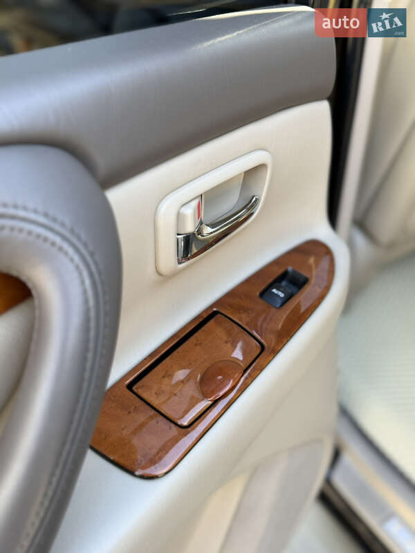 Внедорожник / Кроссовер Lexus LX 2004 в Ивано-Франковске