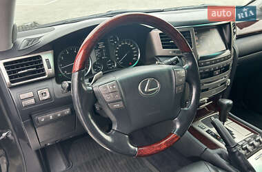 Позашляховик / Кросовер Lexus LX 2012 в 