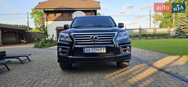 Внедорожник / Кроссовер Lexus LX 2012 в Киеве