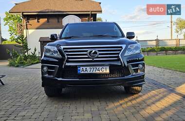 Позашляховик / Кросовер Lexus LX 2012 в 