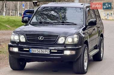 Внедорожник / Кроссовер Lexus LX 2003 в 