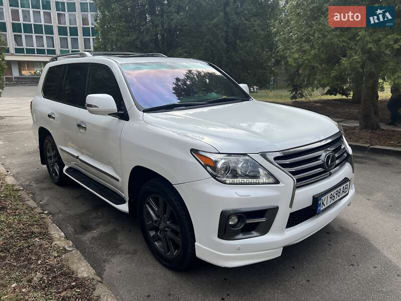 Позашляховик / Кросовер Lexus LX 2013 в Києві