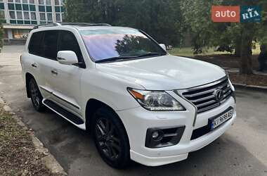 Внедорожник / Кроссовер Lexus LX 2013 в 