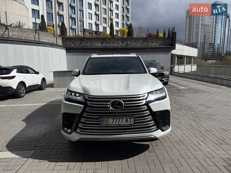 Внедорожник / Кроссовер Lexus LX 2023 в Киеве